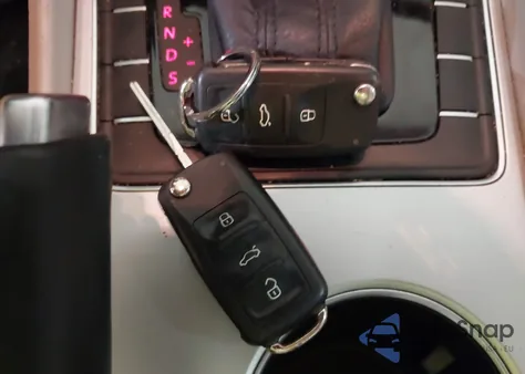 2019 Volkswagen Passat 2.0T Wolfsburg Edition из США, поврежденный, VIN 1VWLA7A39KC014571